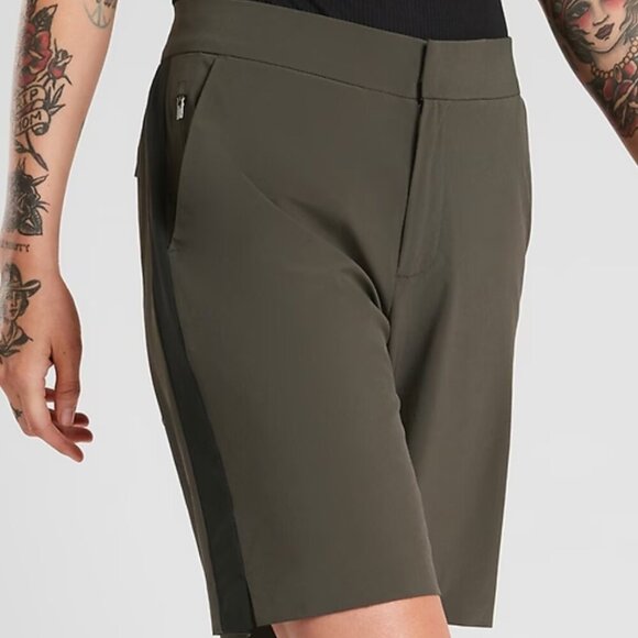 Athleta Tribeca 9” Bermuda Shorts in Arbor Olive Green and Black, size 4 - Picture 9 of 10
